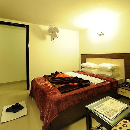 Hotel Hkj Residency Amritsar Exterior photo